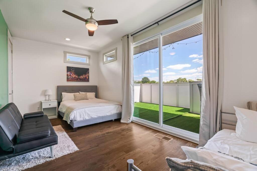 King Bed, Balcony, Covered Patio & Firepit! 8 Minutes From Broadway Nashville Exterior foto